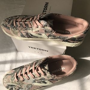 Tretorn Embroidered Esq Pink Grey Nylite Plus